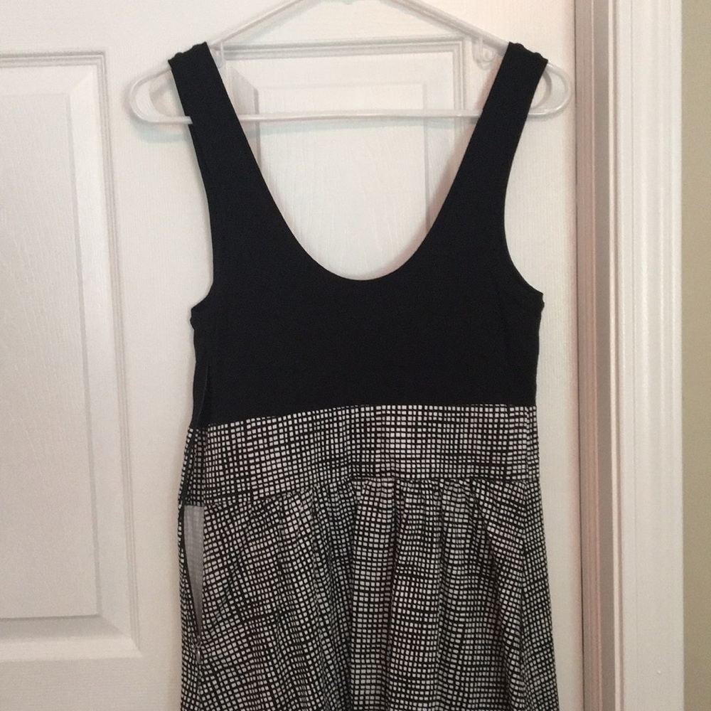 Express Dress - Picture 7 of 7